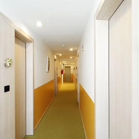 Eco Bonapace Otel