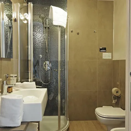 Eco Bonapace Otel Torbole Sul Garda